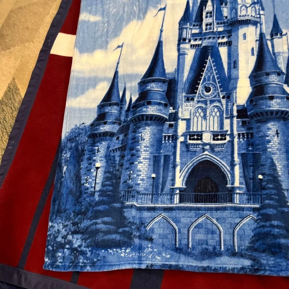 Disney Parks DisneyLand Castle Fleece Throw Blanket blue cozy warm winter 59x41”